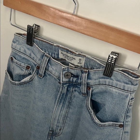 Abercrombie & Fitch The 90s Slim Straight Ultra High Rise Jeans Vintage Denim - Picture 5 of 8